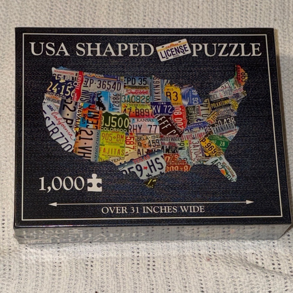 TDC Puzzles USA Shaped License Plate 1000 Piece Jigsaw Puzzle Americana 31 Inch‎